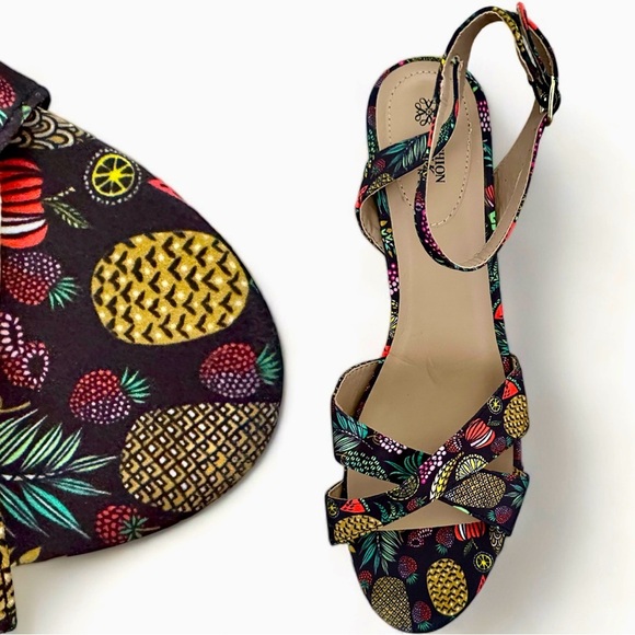 Gorgeous Pineapple Fruits Wedge Cork Strappy Open Toe Black Sandals Heels size 9 - Picture 3 of 16